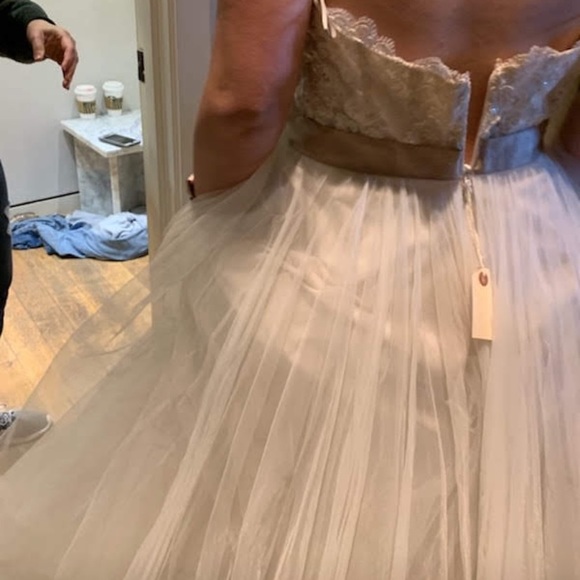 NEW-BHLDN ROWENA GOWN!!!! - Picture 5 of 9